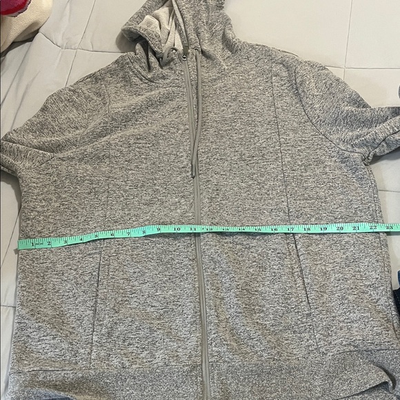 Figs Men's XL-Heather Gray Zip-Up Sweater - Picture 7 of 8